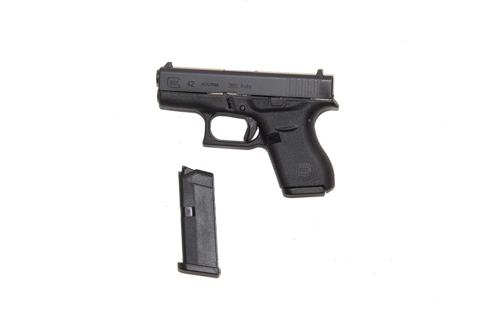 Pistola Glock G42 - Cal .380ACP 6 TIROS